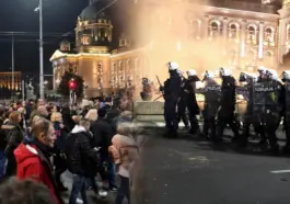 Belgrad sub asediu! Violențe și confruntări sângeroase în stradă după alegeri controversate