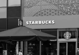 Angajații Starbucks din SUA paralizează cafenelele în prag de sărbători