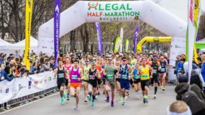 Bucureștiul își schimbă ritmul în weekend. Alergători, energie și străzi eliberate pentru Legal Half-Marathon 2025