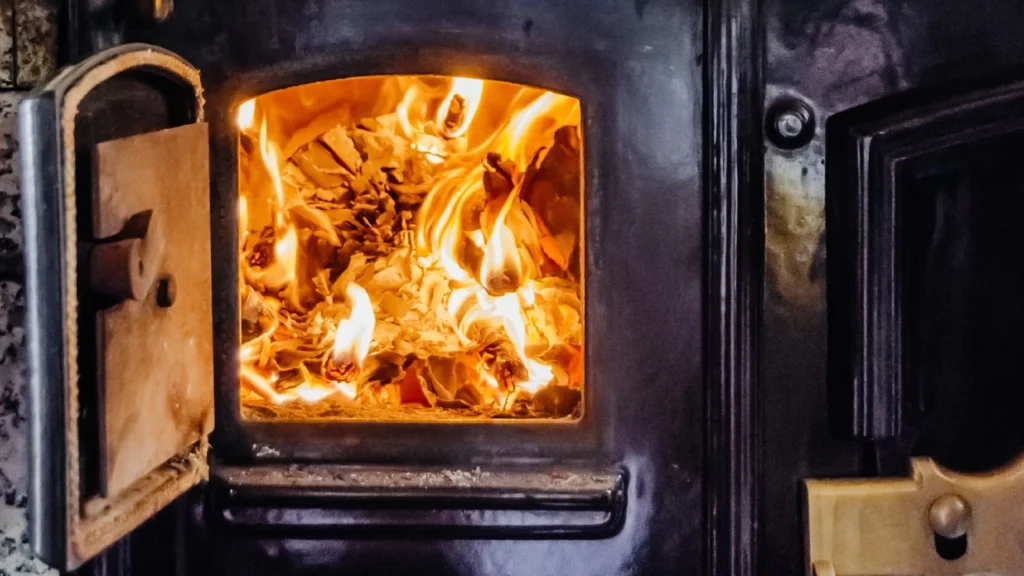 Start pentru programul „Rabla pentru sobe” în zonele montane ale României