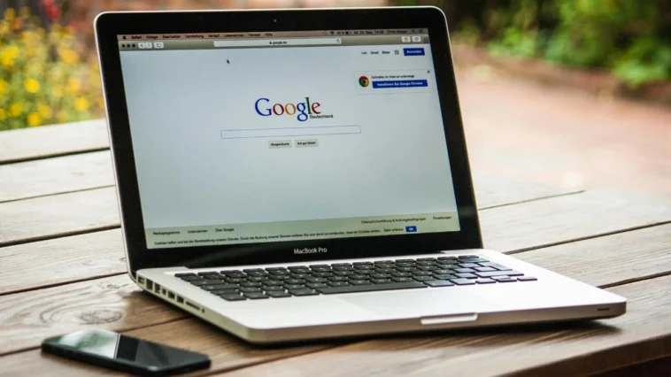 Google face un pas înapoi și păstrează cookie-urile publicitare în Chrome