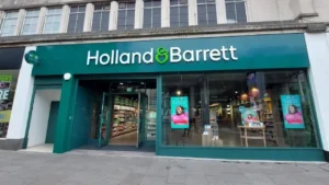 Holland & Barrett aduce un val de sănătate în România cu zeci de magazine noi