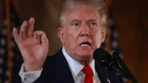 Trump cere 350 de miliarde de dolari de la UE pentru a renunța la tarifele comerciale